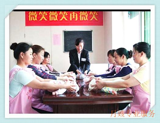 上海月嫂價格，請月嫂一個月多少錢？