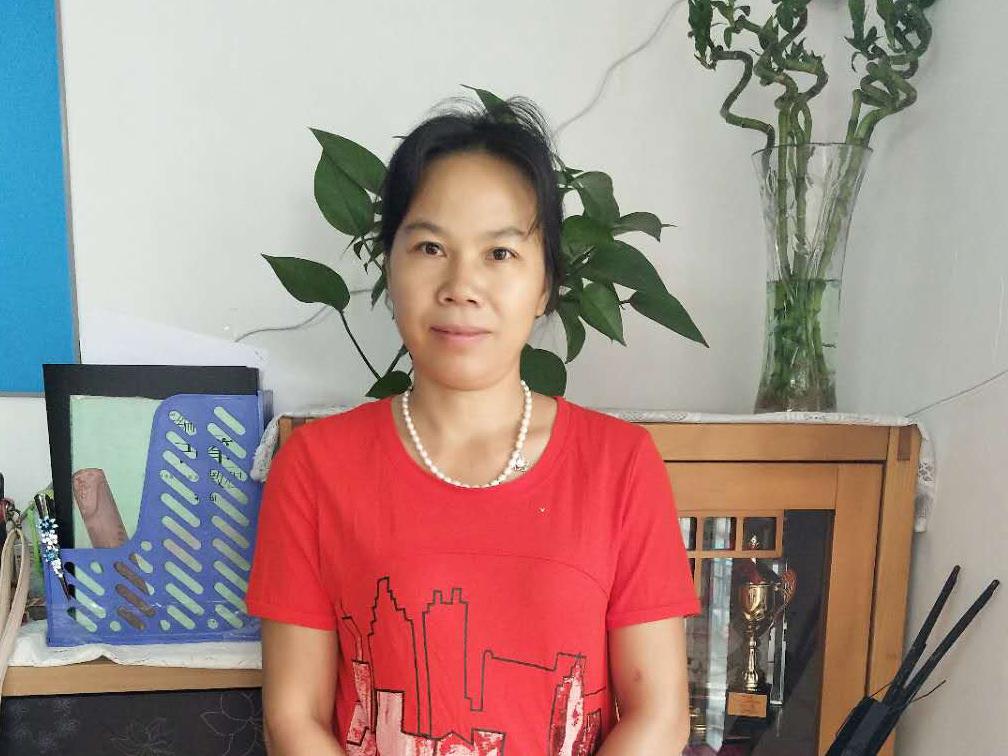 上海新藝月嫂證李阿姨